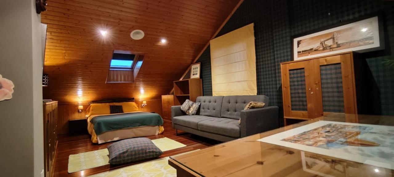 Hhc - Holidays House Compostela ซานติอาโก เด กอมโปสเตลา ภายนอก รูปภาพ
