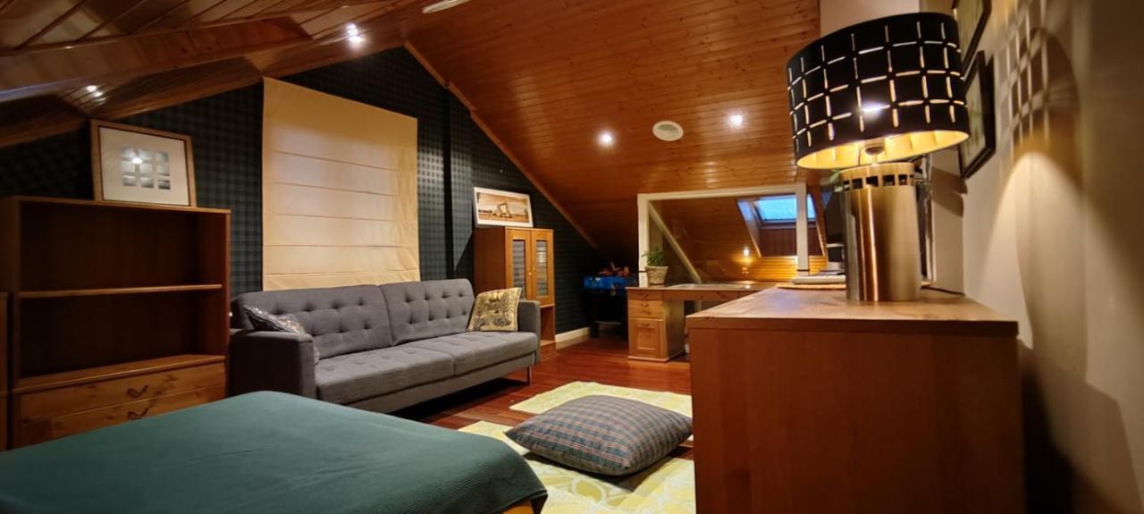 Hhc - Holidays House Compostela ซานติอาโก เด กอมโปสเตลา ภายนอก รูปภาพ