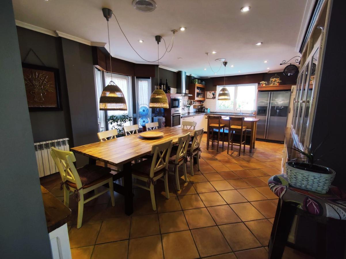 Hhc - Holidays House Compostela ซานติอาโก เด กอมโปสเตลา ภายนอก รูปภาพ