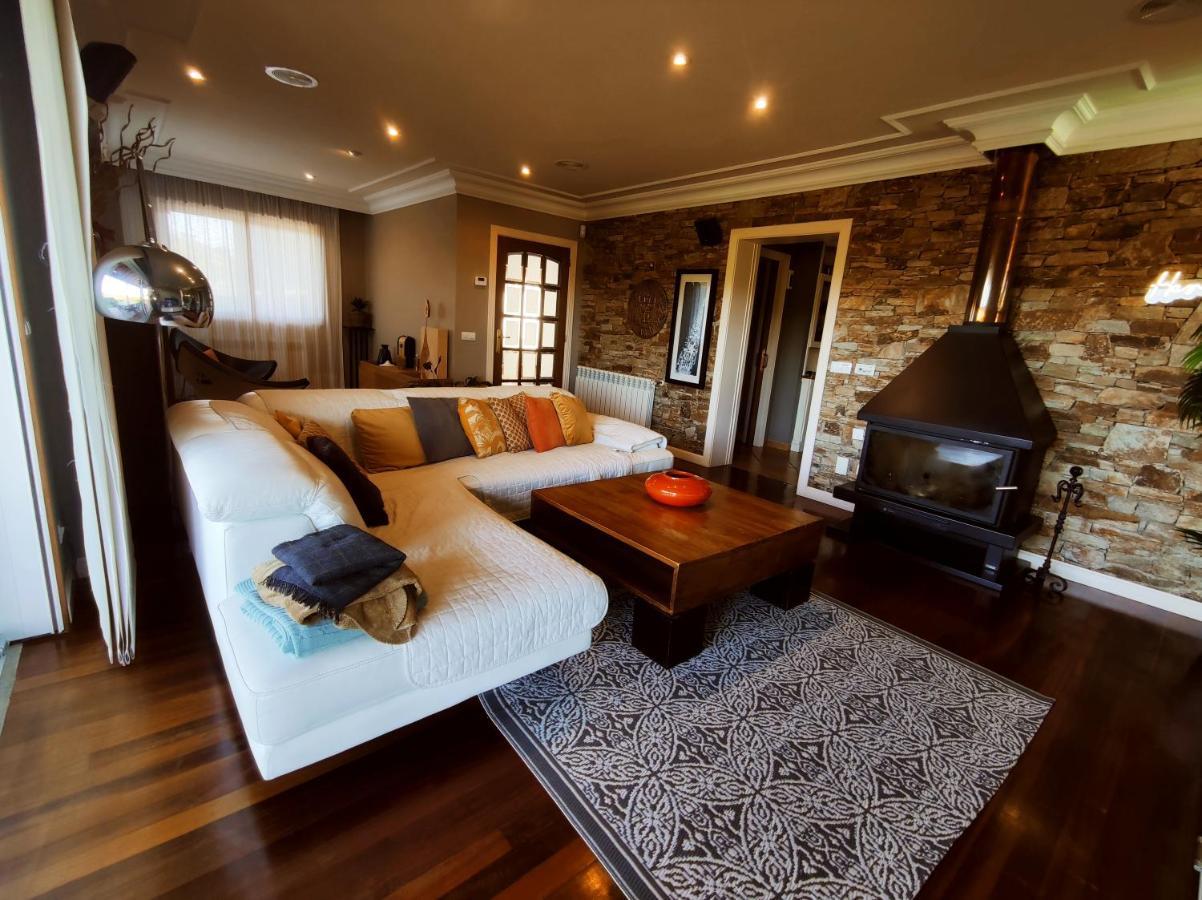 Hhc - Holidays House Compostela ซานติอาโก เด กอมโปสเตลา ภายนอก รูปภาพ