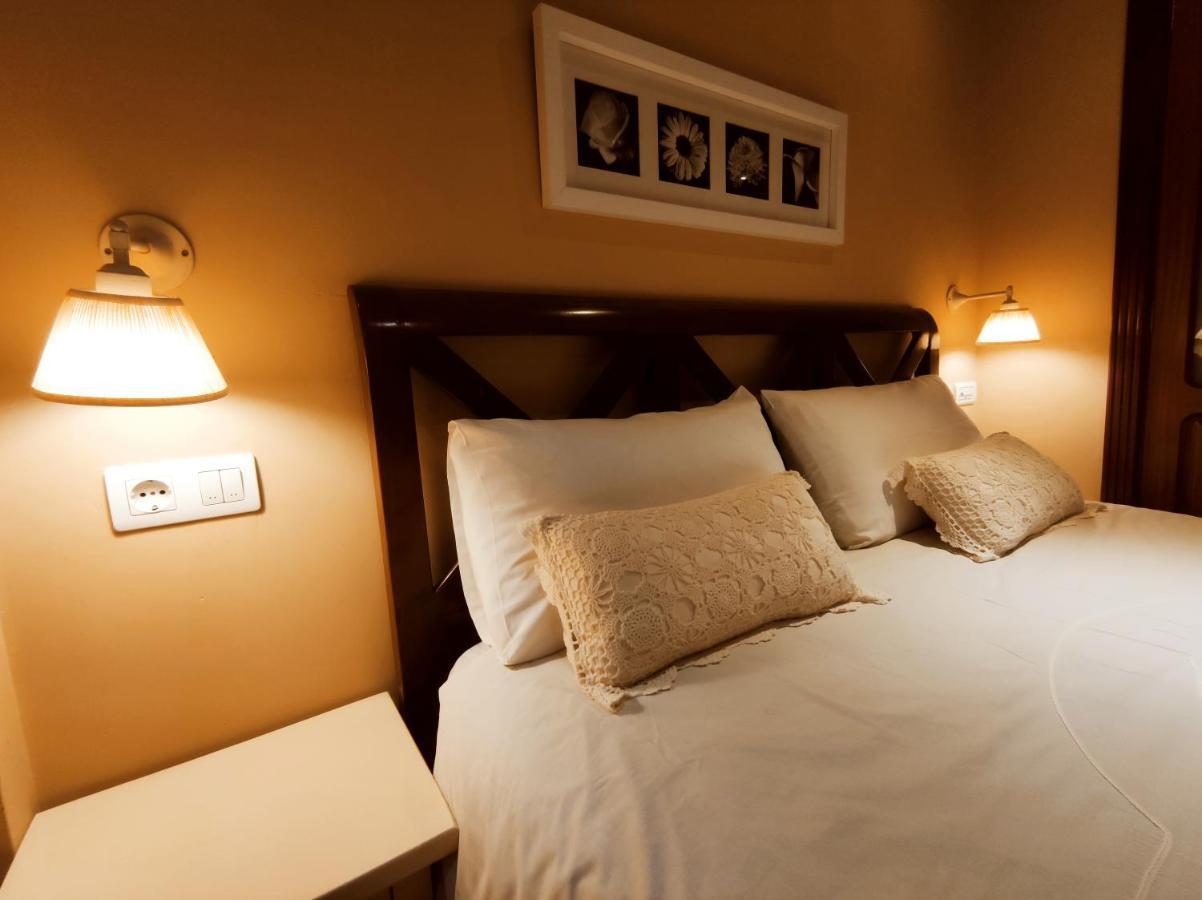 Hhc - Holidays House Compostela ซานติอาโก เด กอมโปสเตลา ภายนอก รูปภาพ