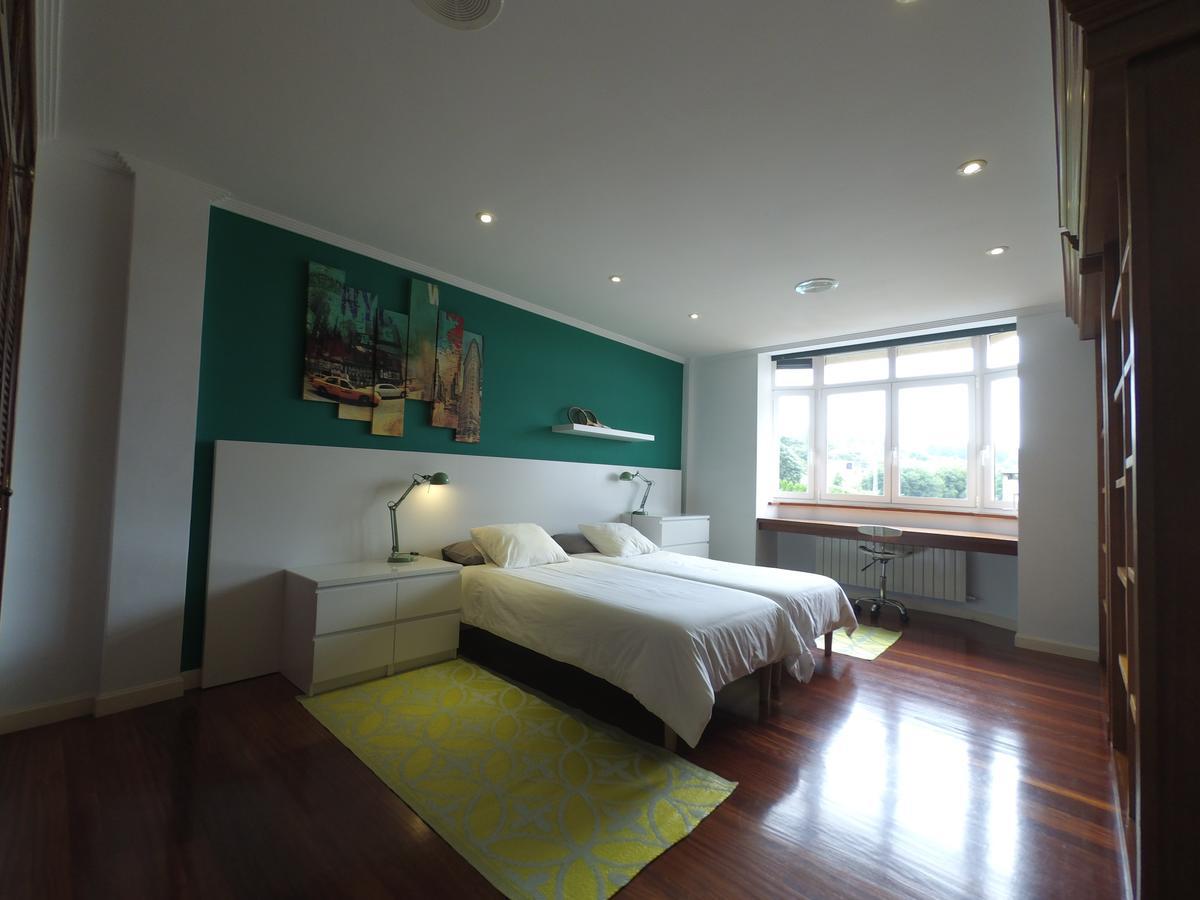 Hhc - Holidays House Compostela ซานติอาโก เด กอมโปสเตลา ภายนอก รูปภาพ