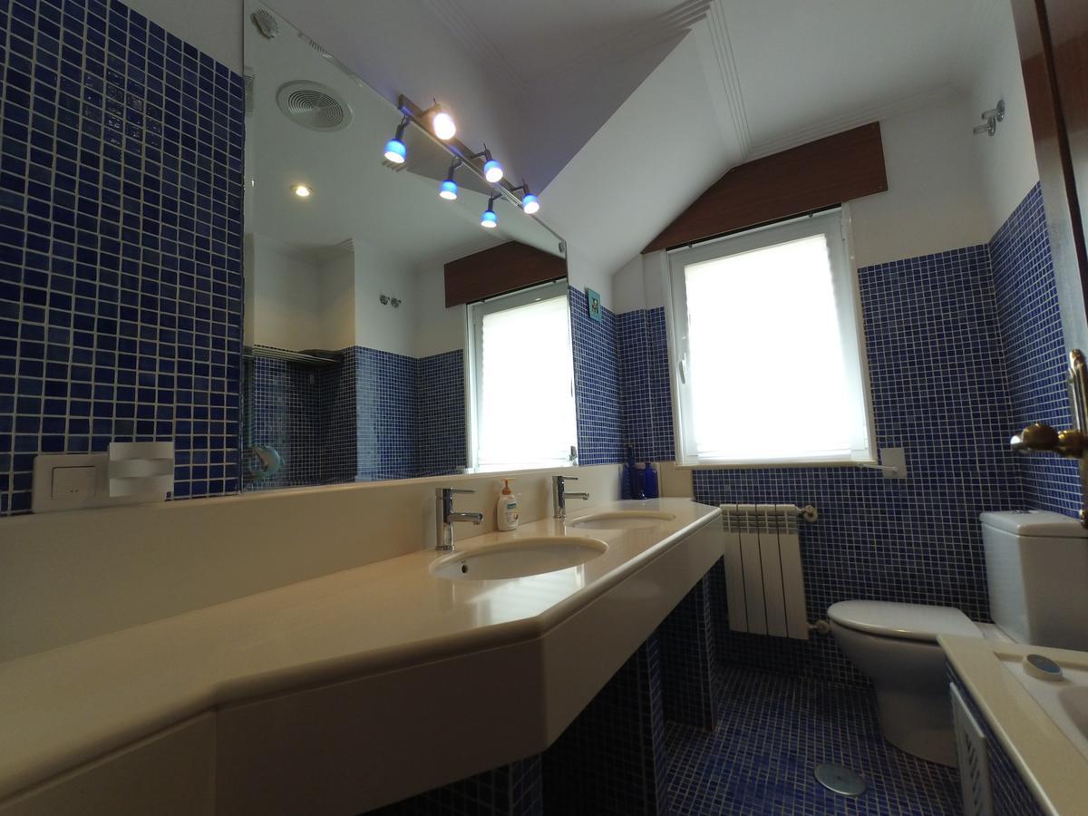 Hhc - Holidays House Compostela ซานติอาโก เด กอมโปสเตลา ภายนอก รูปภาพ